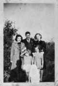 Bessie Richardson, Leslie Papworth, Dina Brand, Ann Papworth